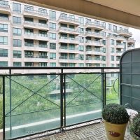 618-20-scrivener-square-toronto-C12051820-16