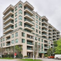 618-20-scrivener-square-toronto-C12051820-2