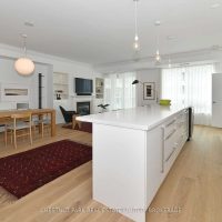 20 Scrivener Sq Interior