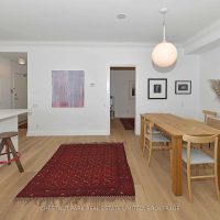 Living Room4 20 Scrivener Sq 801 C5238891