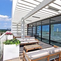 eecf0a1d-f882-4949-96d2-1e7bc84e74f1